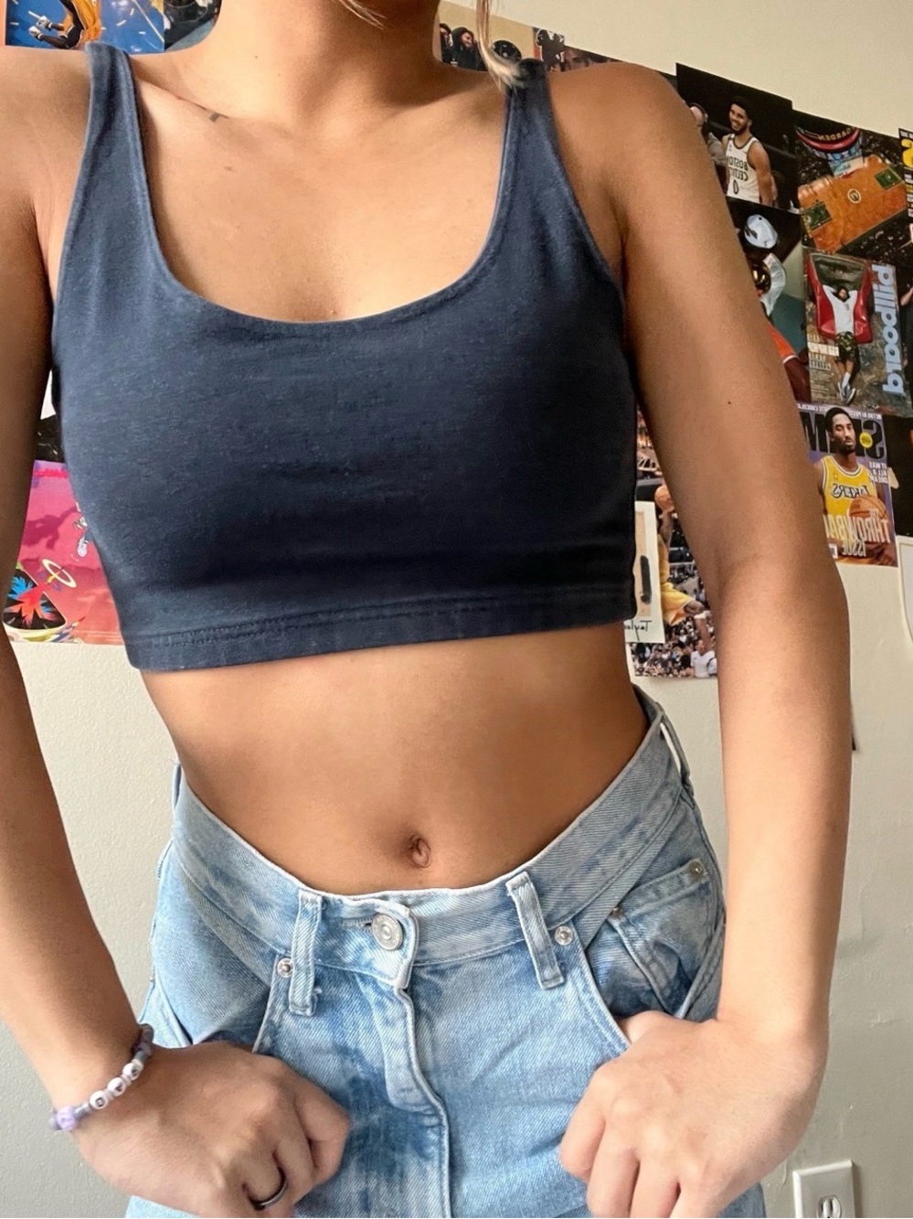 Brandy Melville scoop Neck Crop Tank Top - Picture 1 of 1